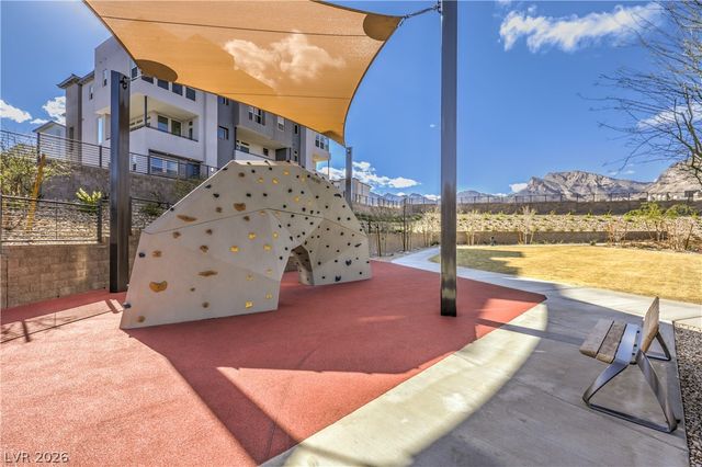 1801 Mangrove Court, Las Vegas, NV 89138