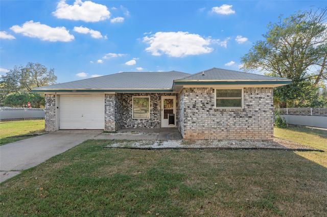 1101 E Walnut Street, Waco, TX 76704