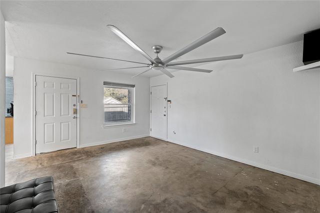 1101 E Walnut Street, Waco, TX 76704