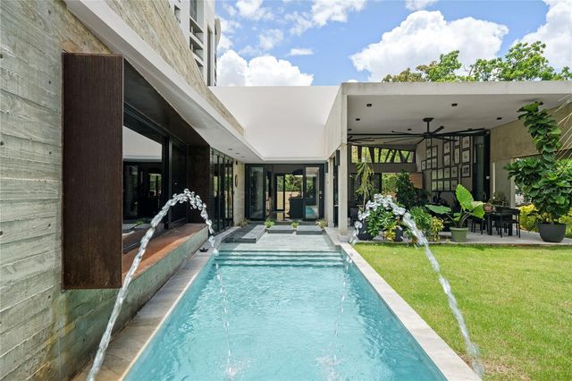 1211 LUCHETTI, San Juan, PR 00907