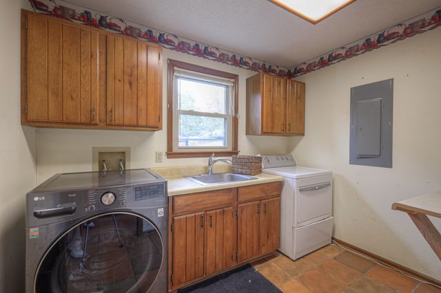 199 Gilmore Ln, Bell Buckle, TN 37020