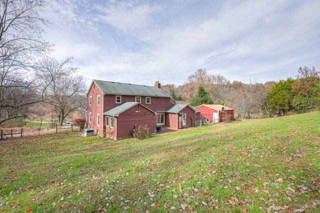 199 Gilmore Ln, Bell Buckle, TN 37020