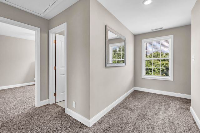 153 Tomahawk Pt, Clarksville, TN 37040