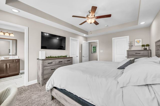 153 Tomahawk Pt, Clarksville, TN 37040