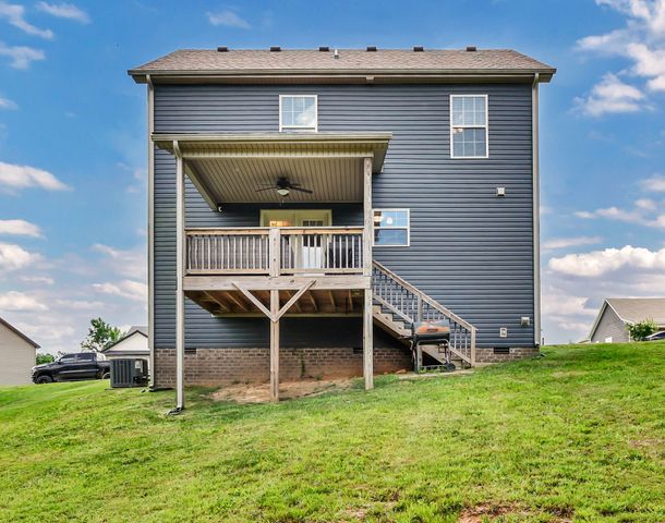 153 Tomahawk Pt, Clarksville, TN 37040