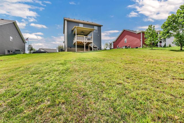 153 Tomahawk Pt, Clarksville, TN 37040
