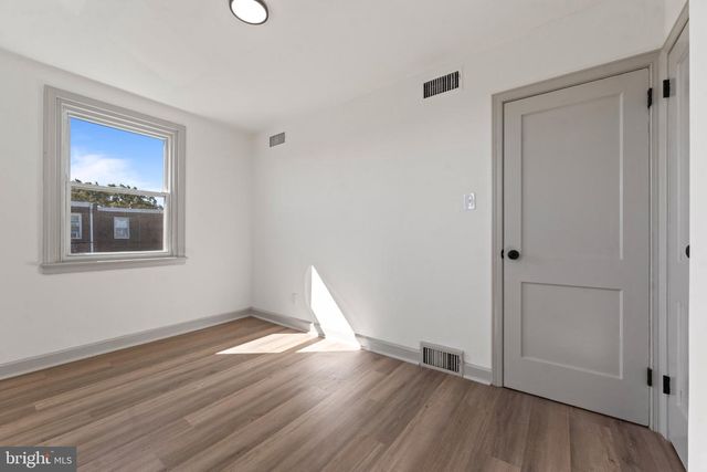 1142 FANSHAWE ST, Philadelphia, PA 19111