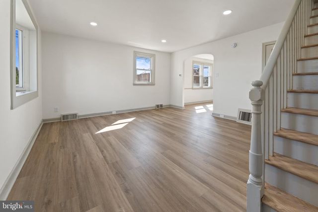 1142 FANSHAWE ST, Philadelphia, PA 19111