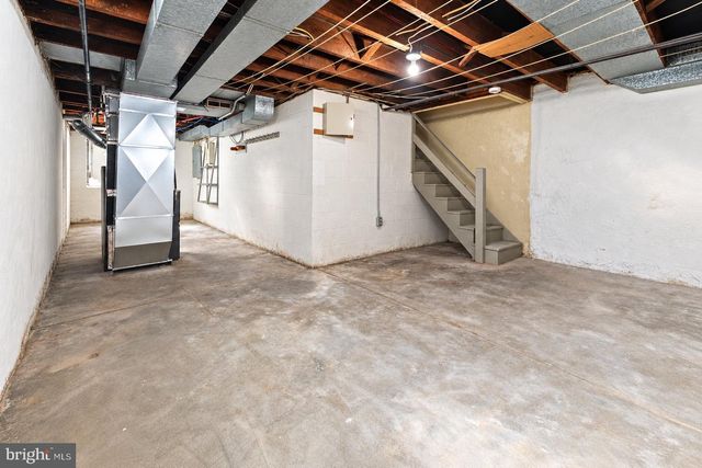 1142 FANSHAWE ST, Philadelphia, PA 19111
