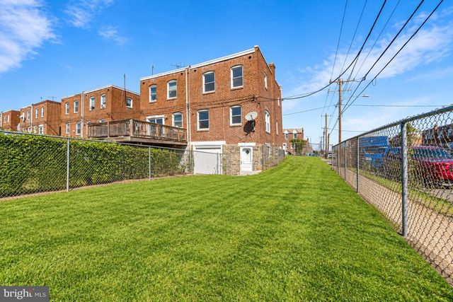 1142 FANSHAWE ST, Philadelphia, PA 19111