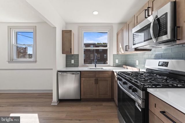 1142 FANSHAWE ST, Philadelphia, PA 19111