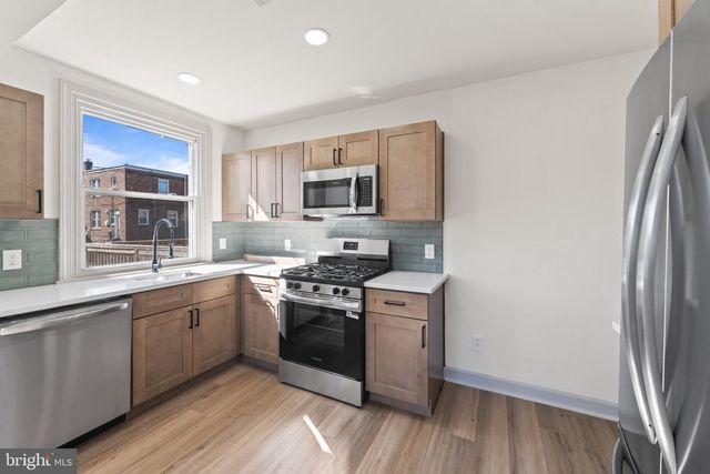 1142 FANSHAWE ST, Philadelphia, PA 19111