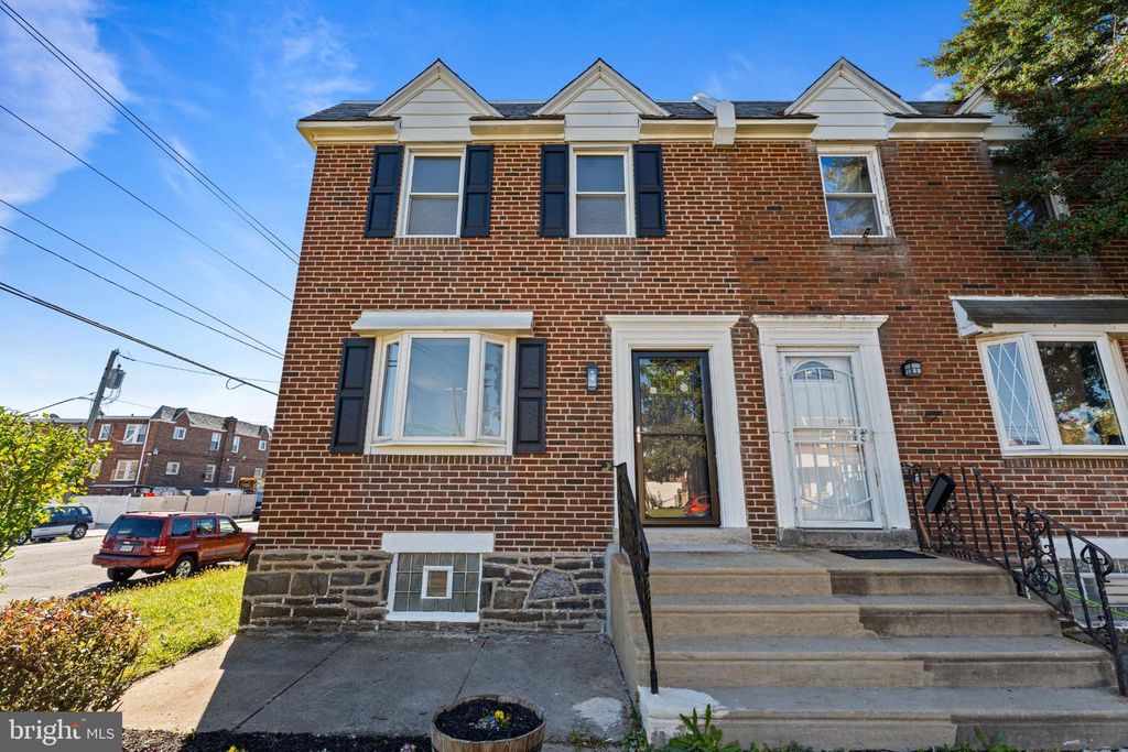 1142 FANSHAWE ST, Philadelphia, PA 19111