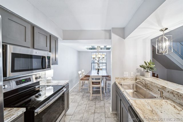 6510 S Memorial Drive 17G, Tulsa, OK 74133