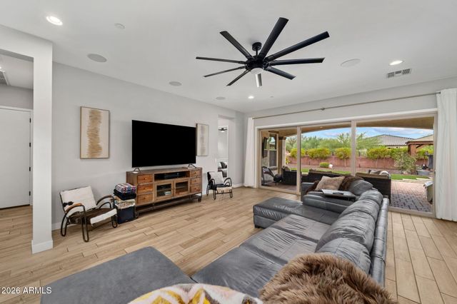 34801 N 53RD Street 13, Cave Creek, AZ 85331
