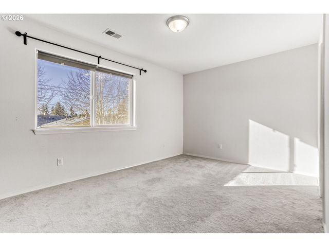 7242 Se HENDERSON St 3, Portland, OR 97206