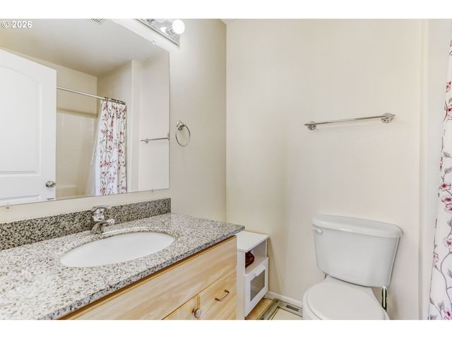 7242 Se HENDERSON St 3, Portland, OR 97206