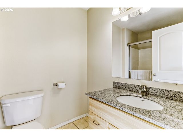 7242 Se HENDERSON St 3, Portland, OR 97206