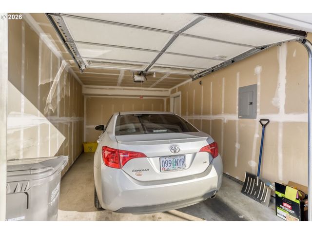 7242 Se HENDERSON St 3, Portland, OR 97206