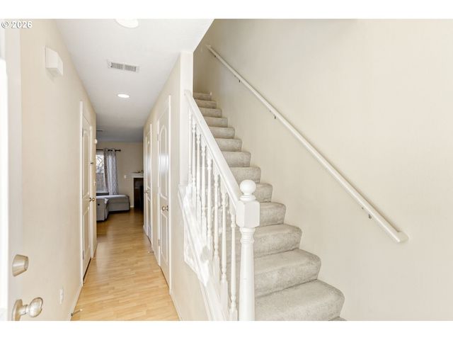 7242 Se HENDERSON St 3, Portland, OR 97206