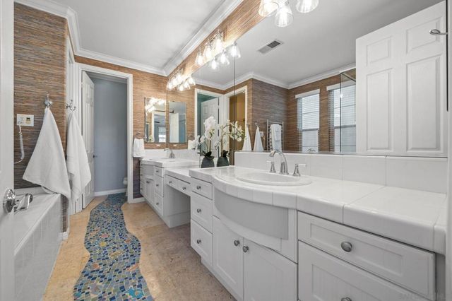 2873 Farragut Road, San Diego, CA 92106