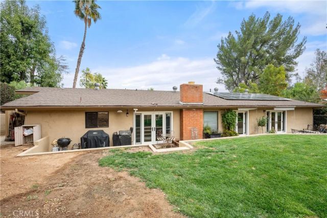 5051 Victoria Avenue, Riverside, CA 92506