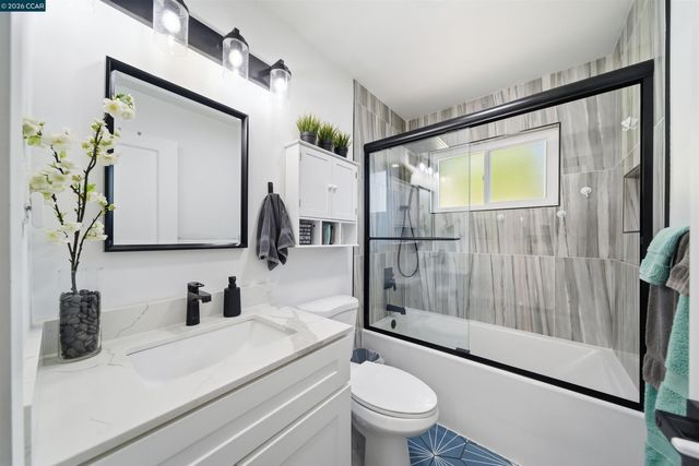 2297 Johanna Ct, Pinole, CA 94564