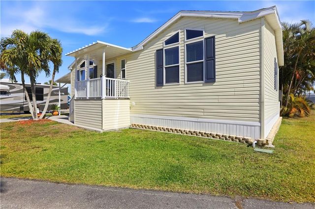 158 Nanaimo TRL, Fort Myers Beach, FL 33931