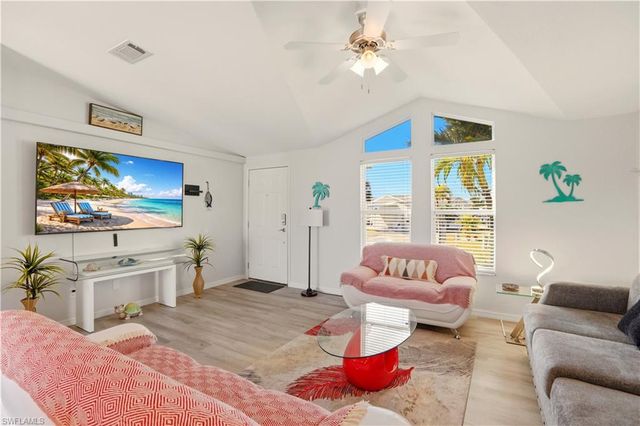 158 Nanaimo TRL, Fort Myers Beach, FL 33931