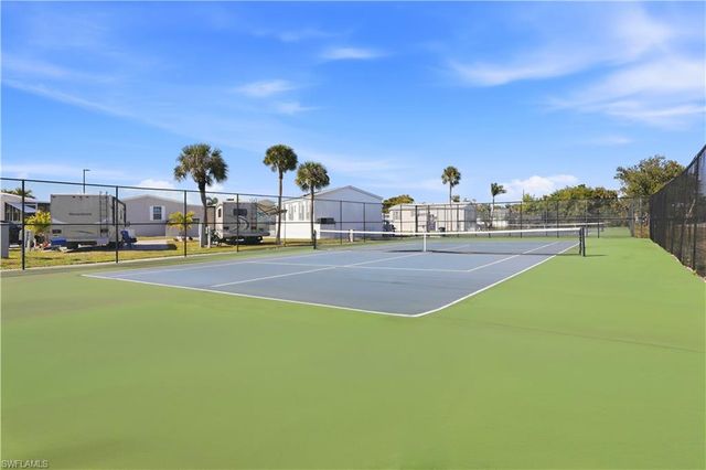 158 Nanaimo TRL, Fort Myers Beach, FL 33931