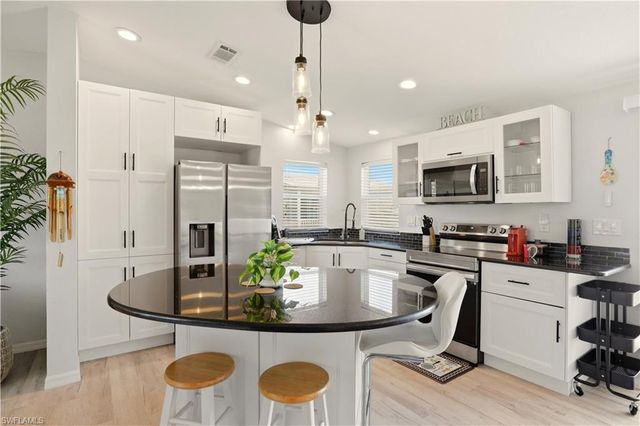 158 Nanaimo TRL, Fort Myers Beach, FL 33931