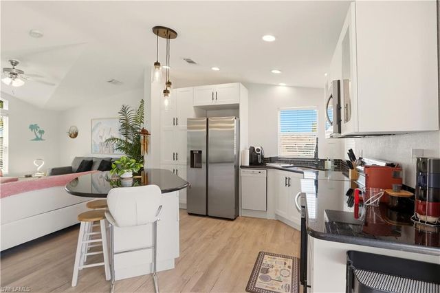 158 Nanaimo TRL, Fort Myers Beach, FL 33931