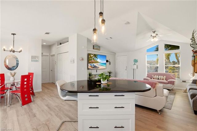 158 Nanaimo TRL, Fort Myers Beach, FL 33931