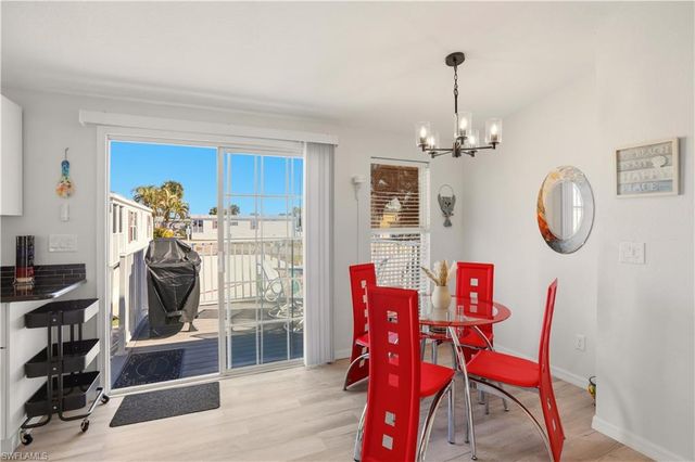 158 Nanaimo TRL, Fort Myers Beach, FL 33931