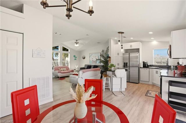 158 Nanaimo TRL, Fort Myers Beach, FL 33931