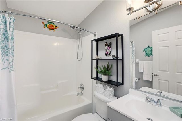 158 Nanaimo TRL, Fort Myers Beach, FL 33931