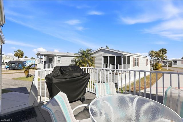 158 Nanaimo TRL, Fort Myers Beach, FL 33931