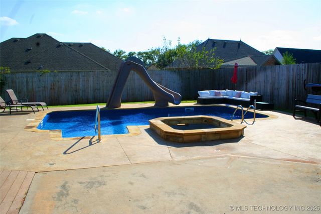 412 Wandering, Ardmore, OK 73401