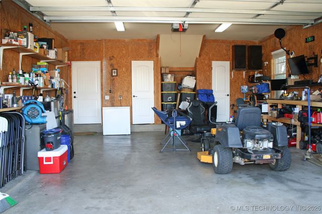 412 Wandering, Ardmore, OK 73401