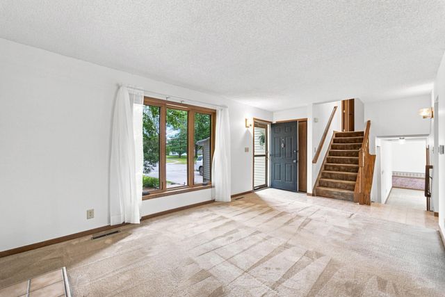 1520 Danish Drive, Cedar Falls, IA 50613