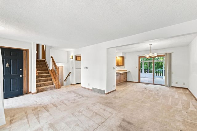 1520 Danish Drive, Cedar Falls, IA 50613