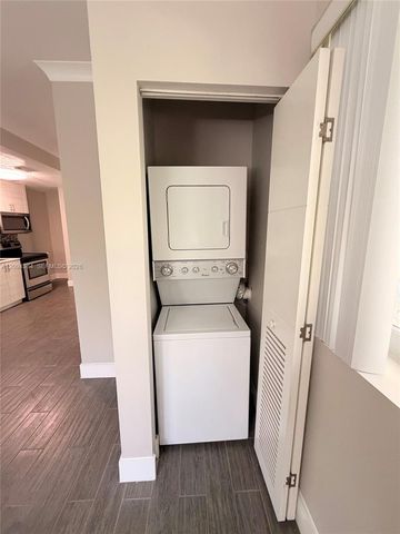 115 Menores Avenue 8, Coral Gables, FL 33134