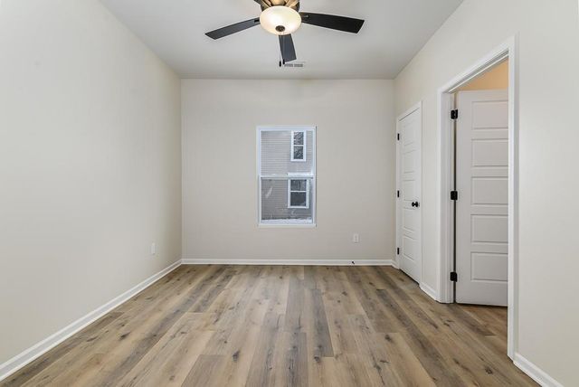 308 E 2nd Street, Tonganoxie, KS 66086