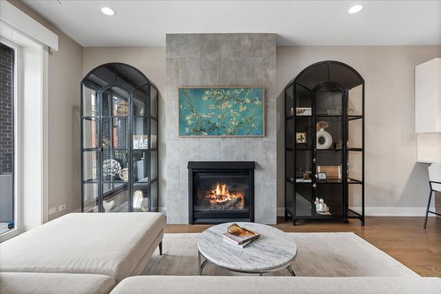 815 N PAULINA Street 2N, Chicago, IL 60622