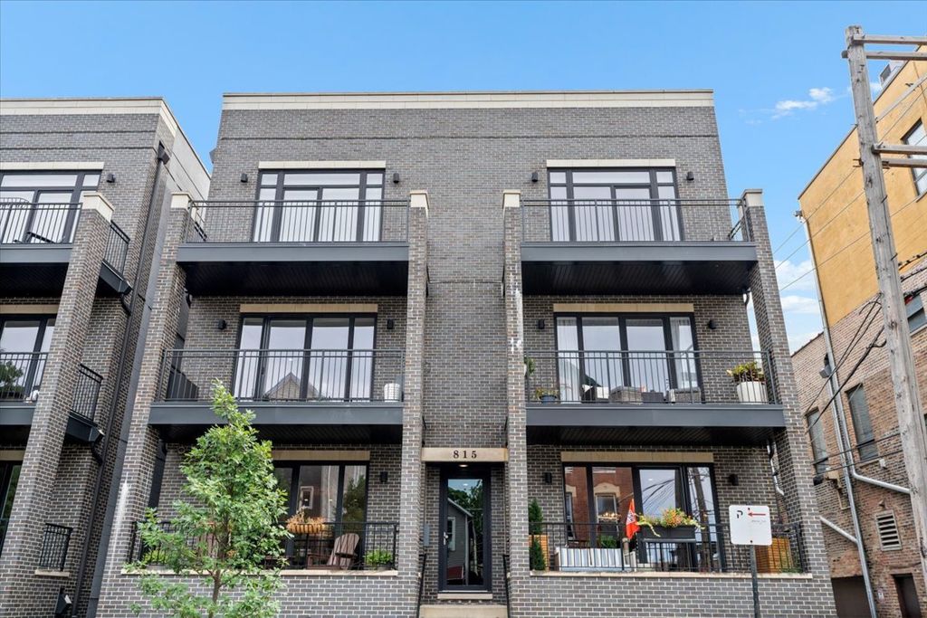 815 N PAULINA Street 2N, Chicago, IL 60622