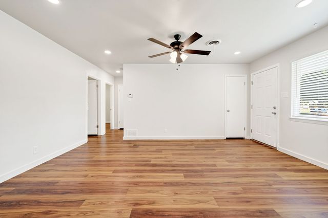 2224 Midway Street, Mesquite, TX 75149