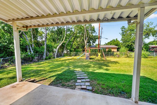 2224 Midway Street, Mesquite, TX 75149