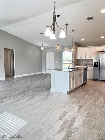 2302 NE 35th ST, Cape Coral, FL 33909