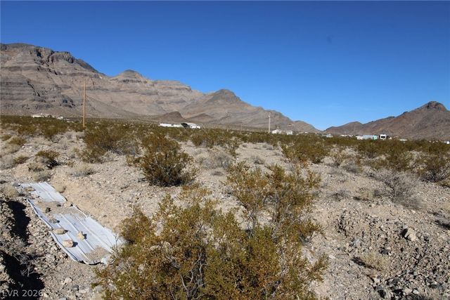 6420 North Alcove Lane, Pahrump, NV 89060