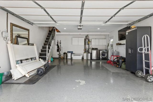 1531 Oak Hill Dr, Escondido, CA 92027